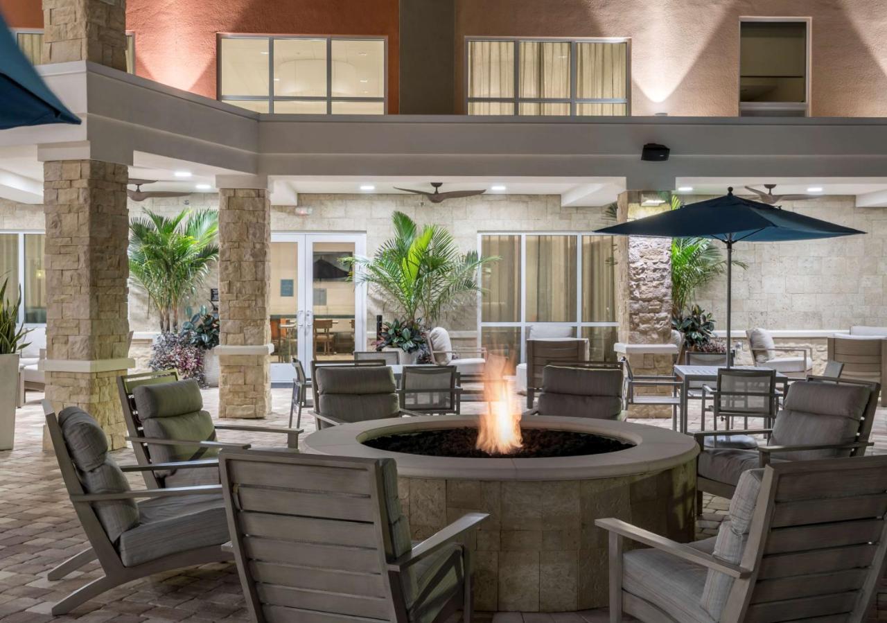 Home2 Suites By Hilton Cape Canaveral Cruise Port Екстер'єр фото