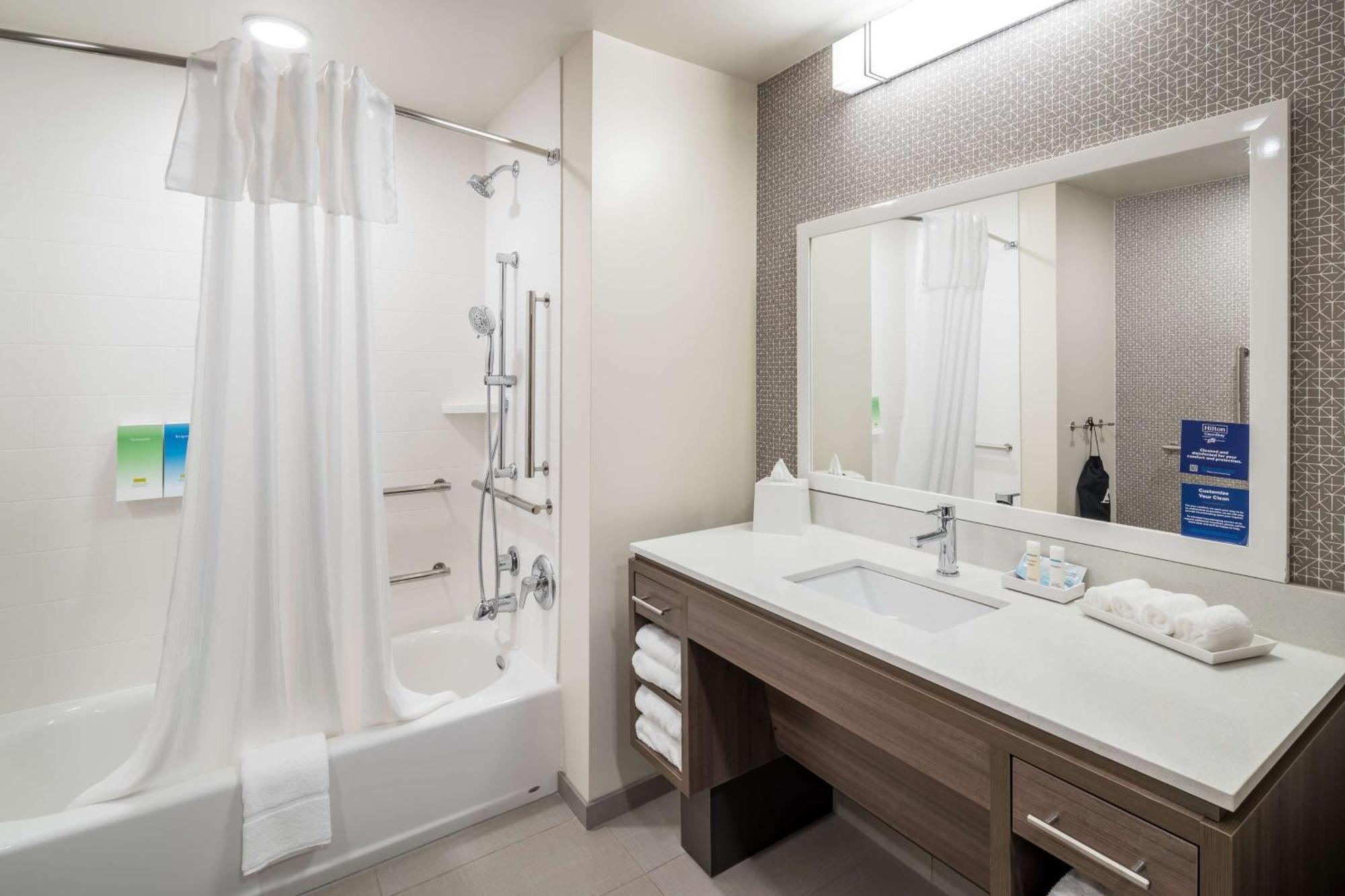 Home2 Suites By Hilton Cape Canaveral Cruise Port Екстер'єр фото
