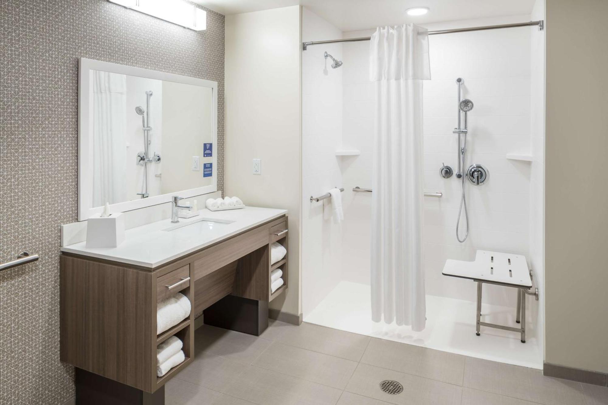 Home2 Suites By Hilton Cape Canaveral Cruise Port Екстер'єр фото